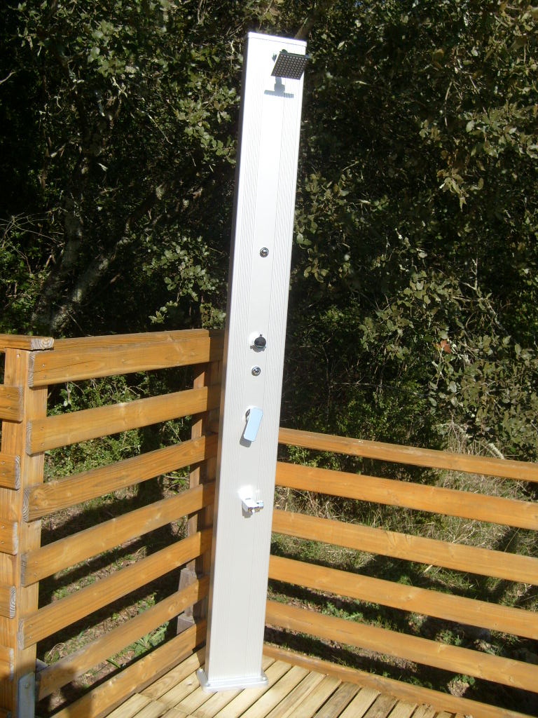 DOUCHE SOLAIRE DROITE Alu 28L Silver Blue